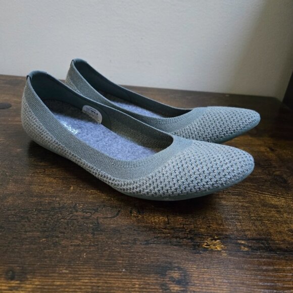 allbirds Women's Light Heathered Green/Gray Tree Breezers Flat Shoes - Picture 2 of 7